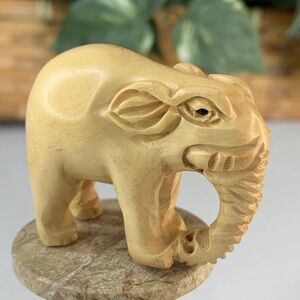 Chinese Natural Boxwood Hand Carved Exquisite Small Elephant Statue Netsuke 2.1"